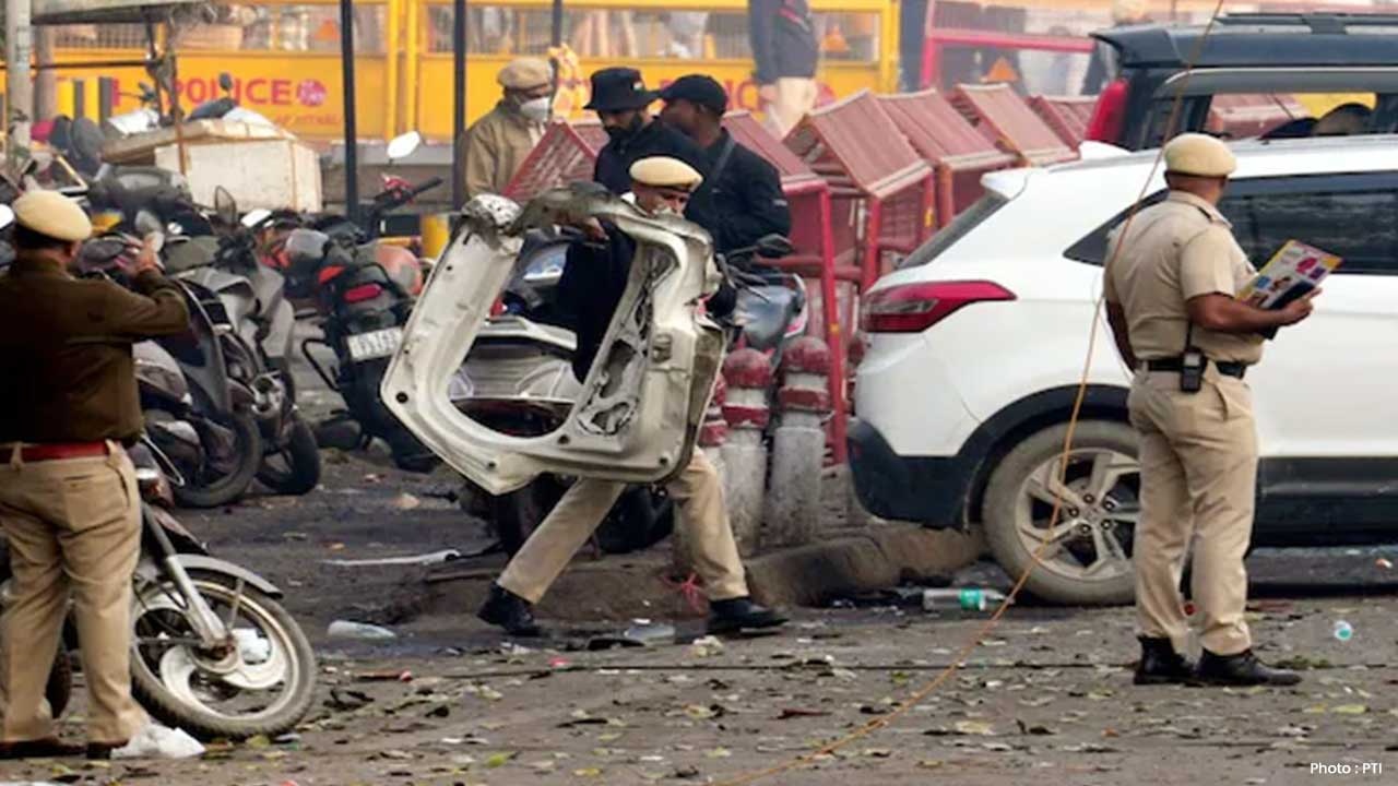 Three Doctors from Kashmir Under Investigation for Red Fort Blast Linked to Nine Fatalities