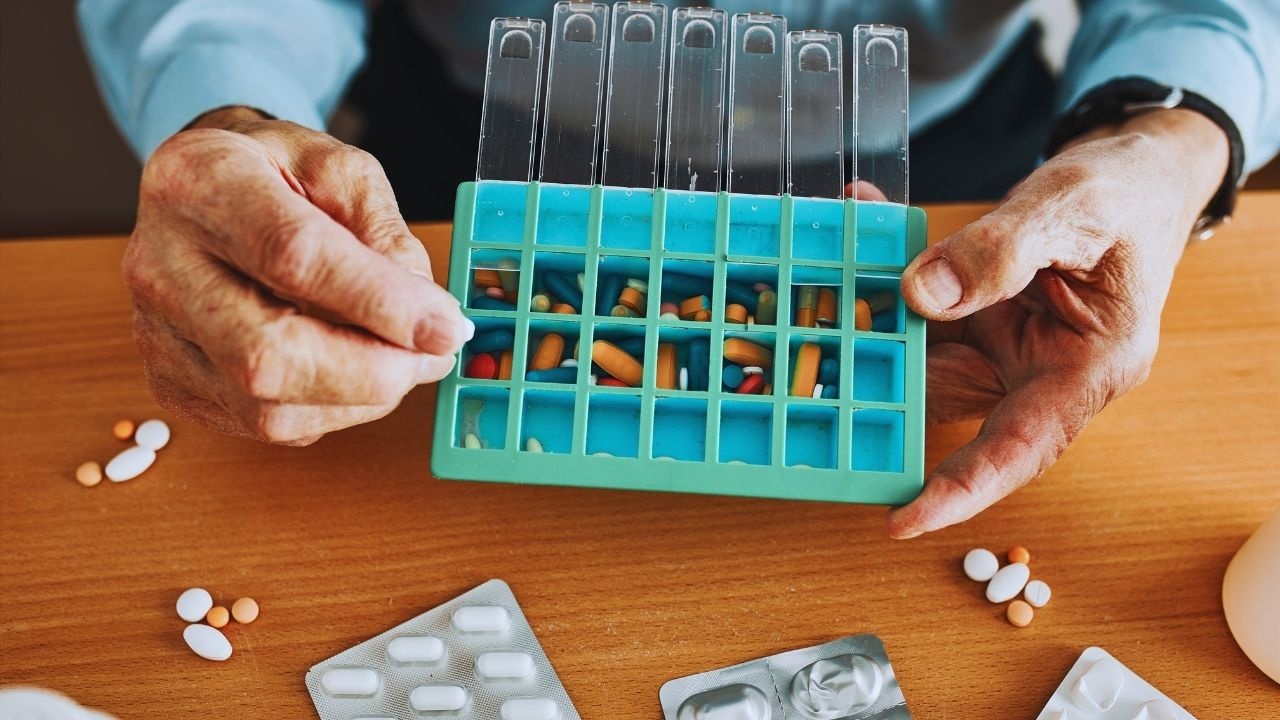 Innovative Health Tech: Smart Medicine Dispensers Revolutionizing Care in Indian Homes