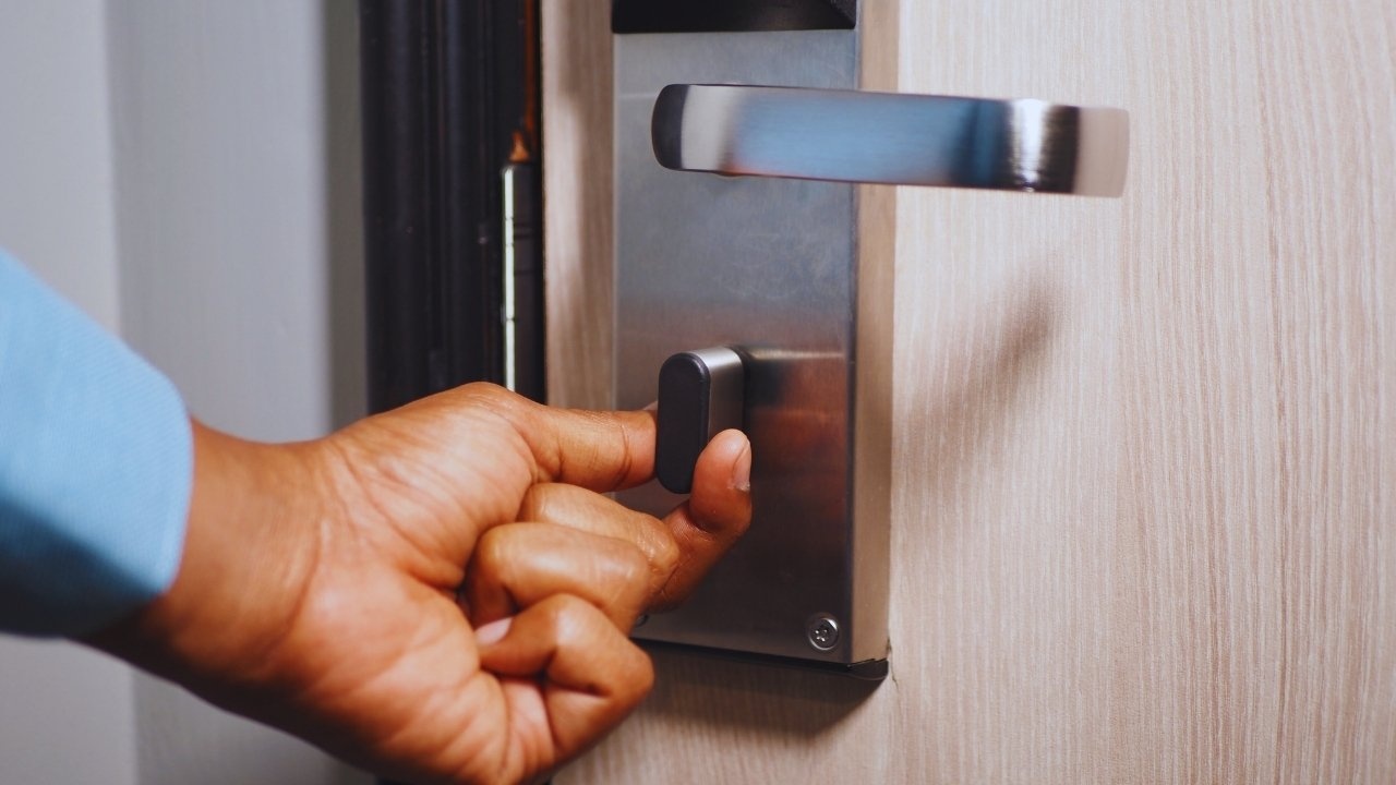 AI-Driven Home Security: The New Age of Smart Locks and Doorbells in India