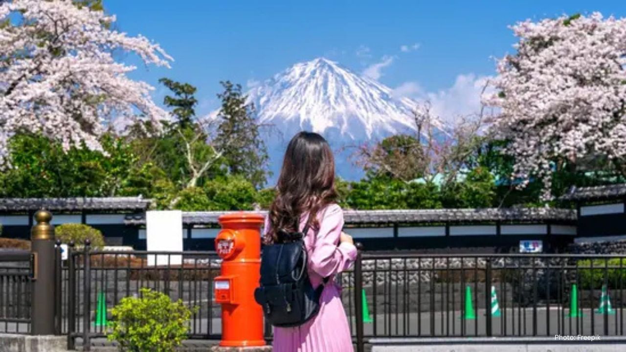Mumbai Traveler Shows How to Explore Japan for Just ₹1.25 Lakh in 9 Days