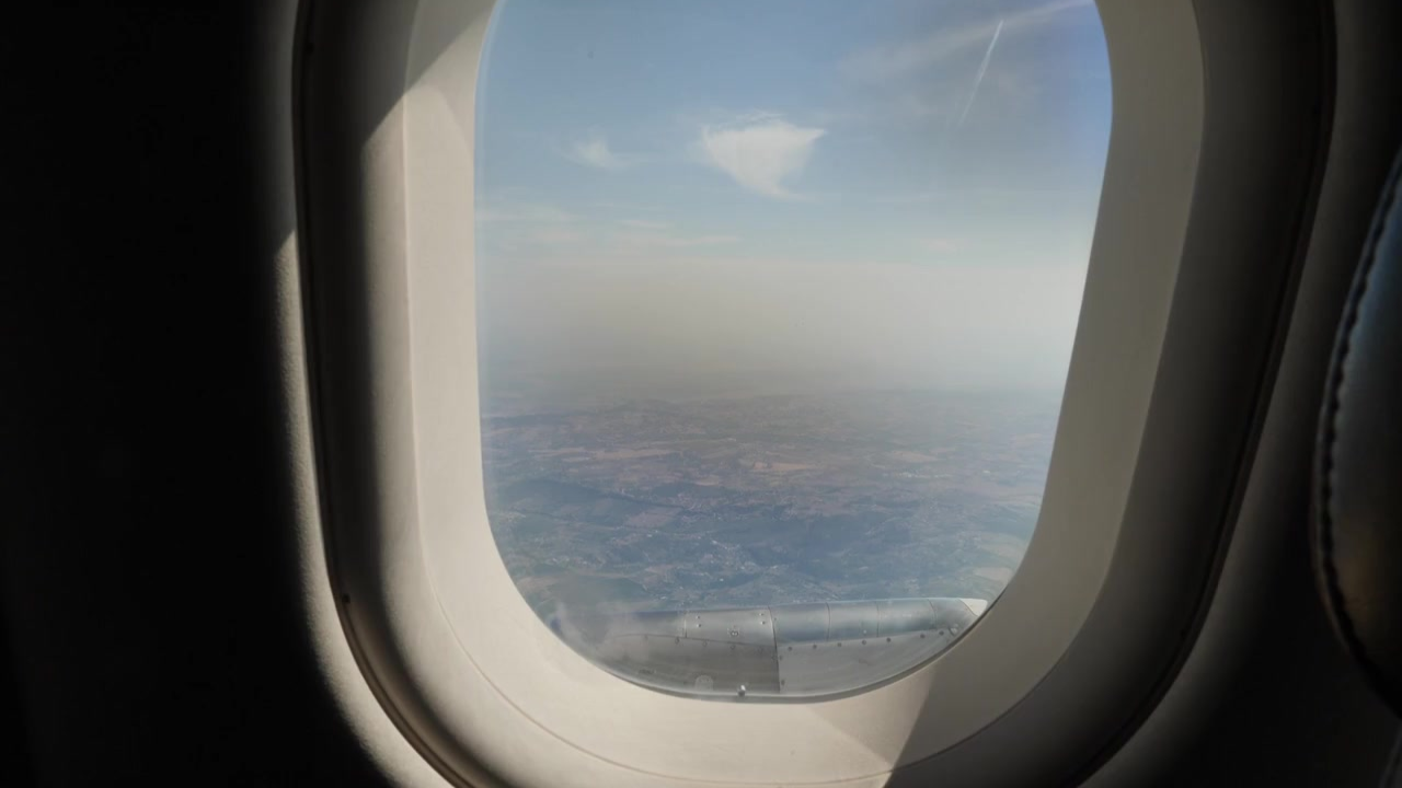 Unlocking Flight Upgrades: Essential Tips to Enjoy Premium Seats on a Budget