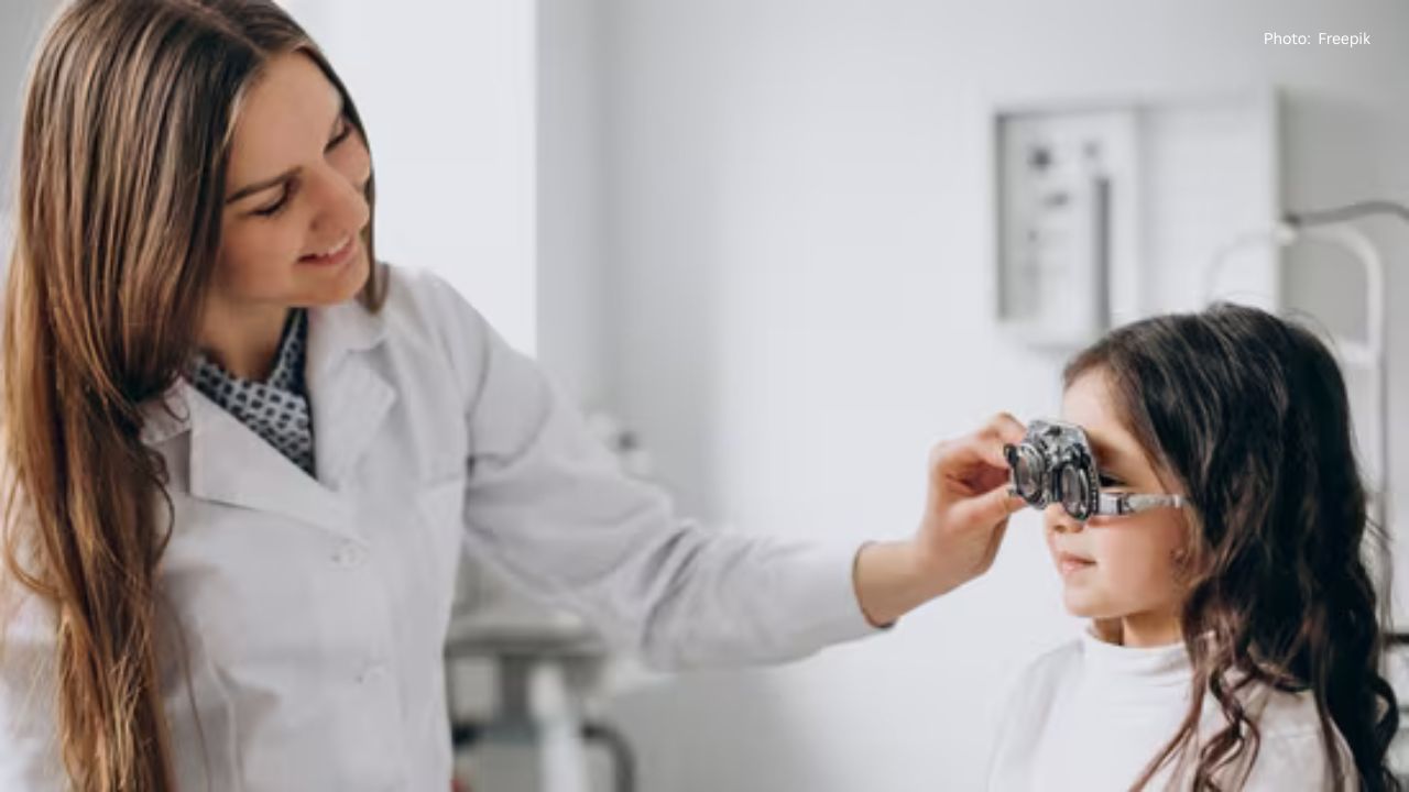 Five Warning Signs Your Child Might Have Myopia