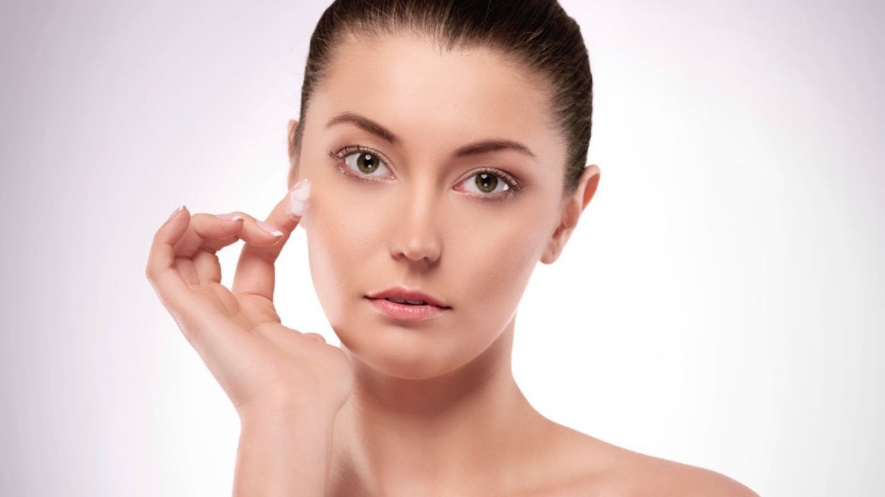 Gentler Retinol Use: A Guide to Micro-Dosing for All Skin Types