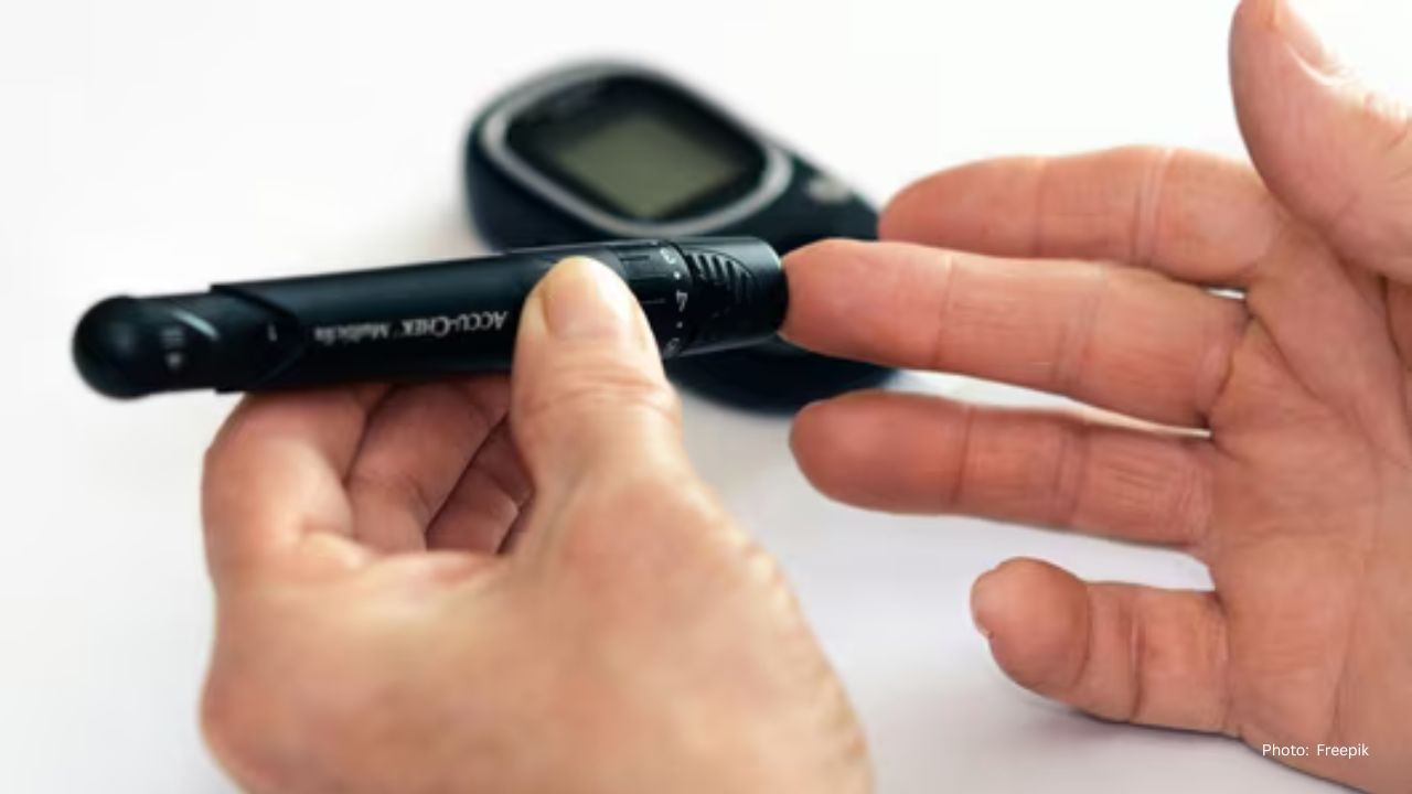 Identifying Early Signs of Diabetes: Insights from a Noida Health Coach
