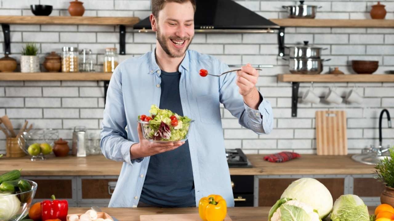 Essential Dietary Choices for Men Over 40: 6 Heart-Healthy Foods