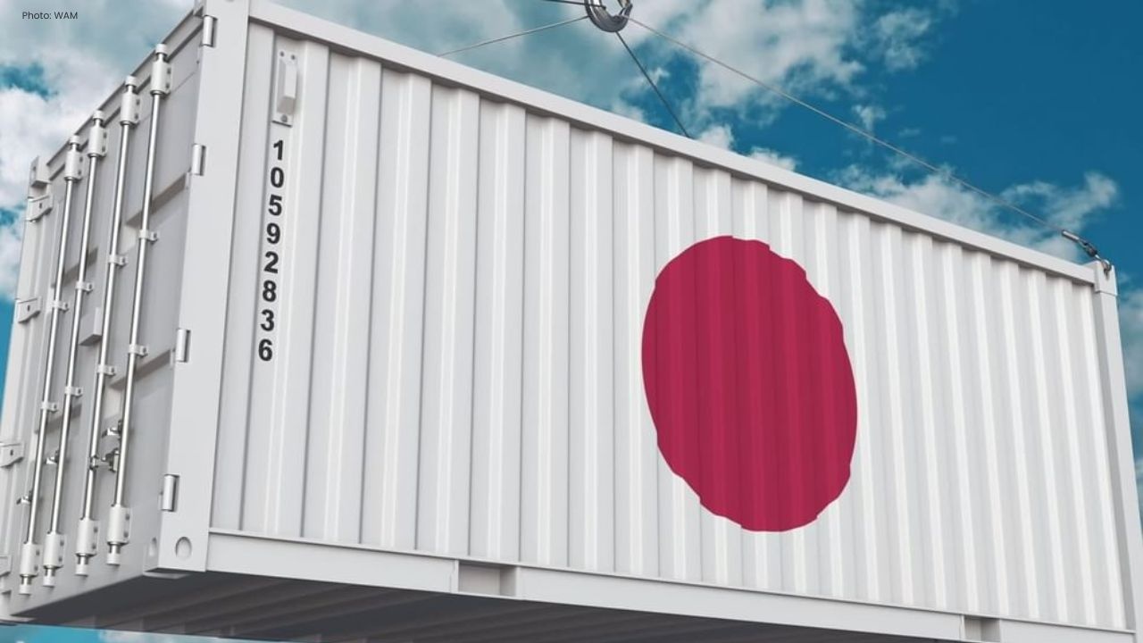 Japan Sets New October Trade Record Despite Mixed Trends