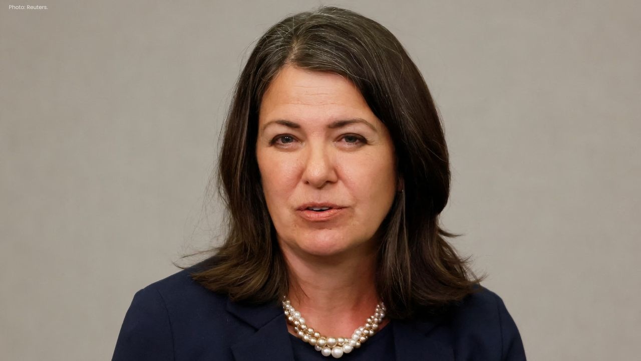 Alberta Educators Challenge Back-to-Work Legislation in Court