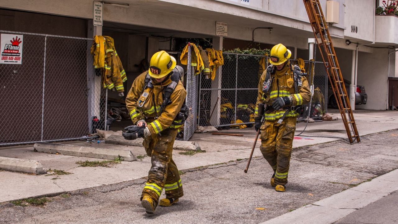 Ottawa Firefighters Demand Laundry Facilities to Combat Cancer Risks