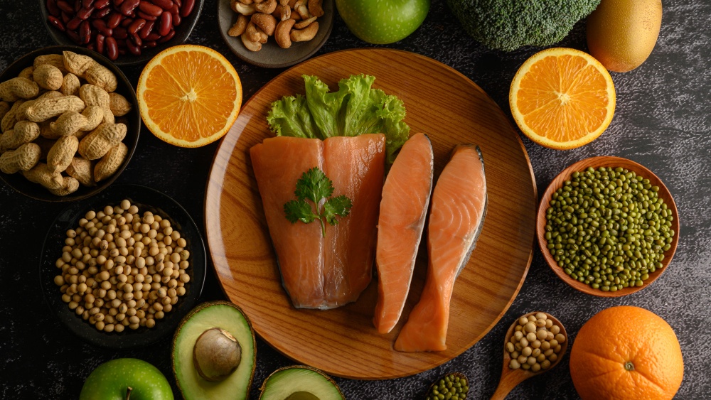 5 Vital Nutrients for a Healthy Thyroid Beyond Iodine