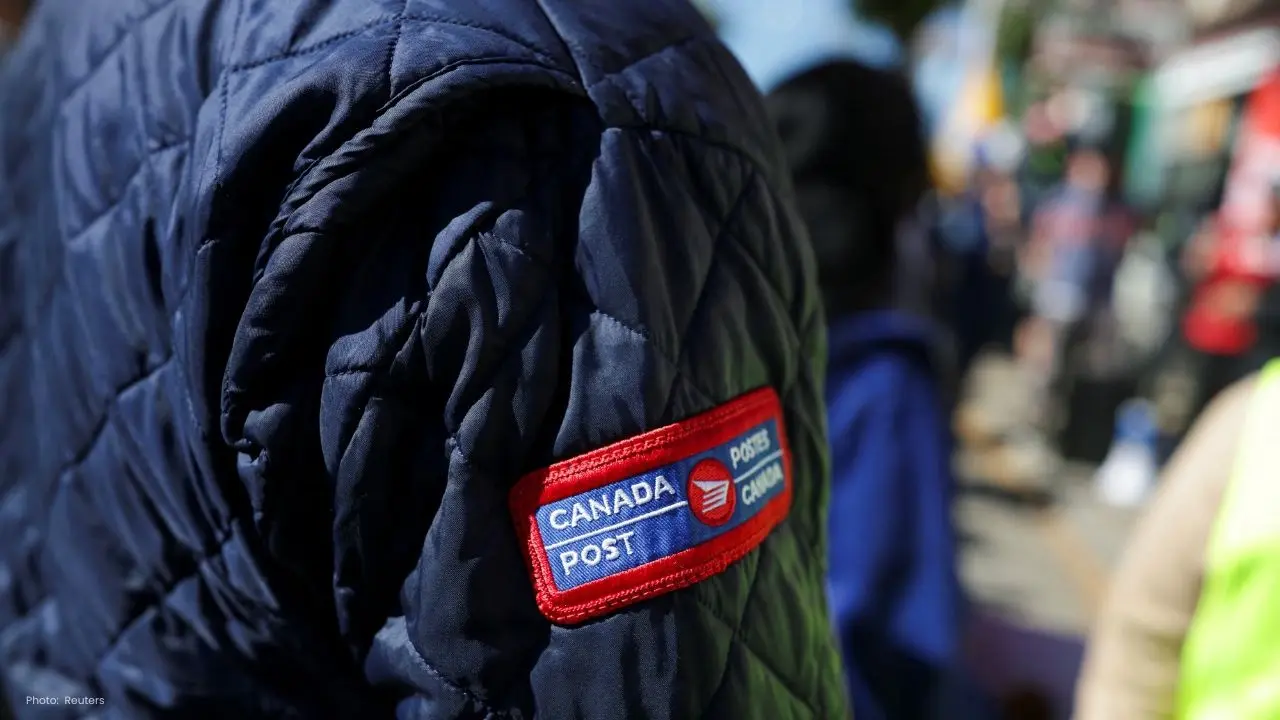 Canada Post and Workers' Union Reach Tentative Agreement to End Strikes
