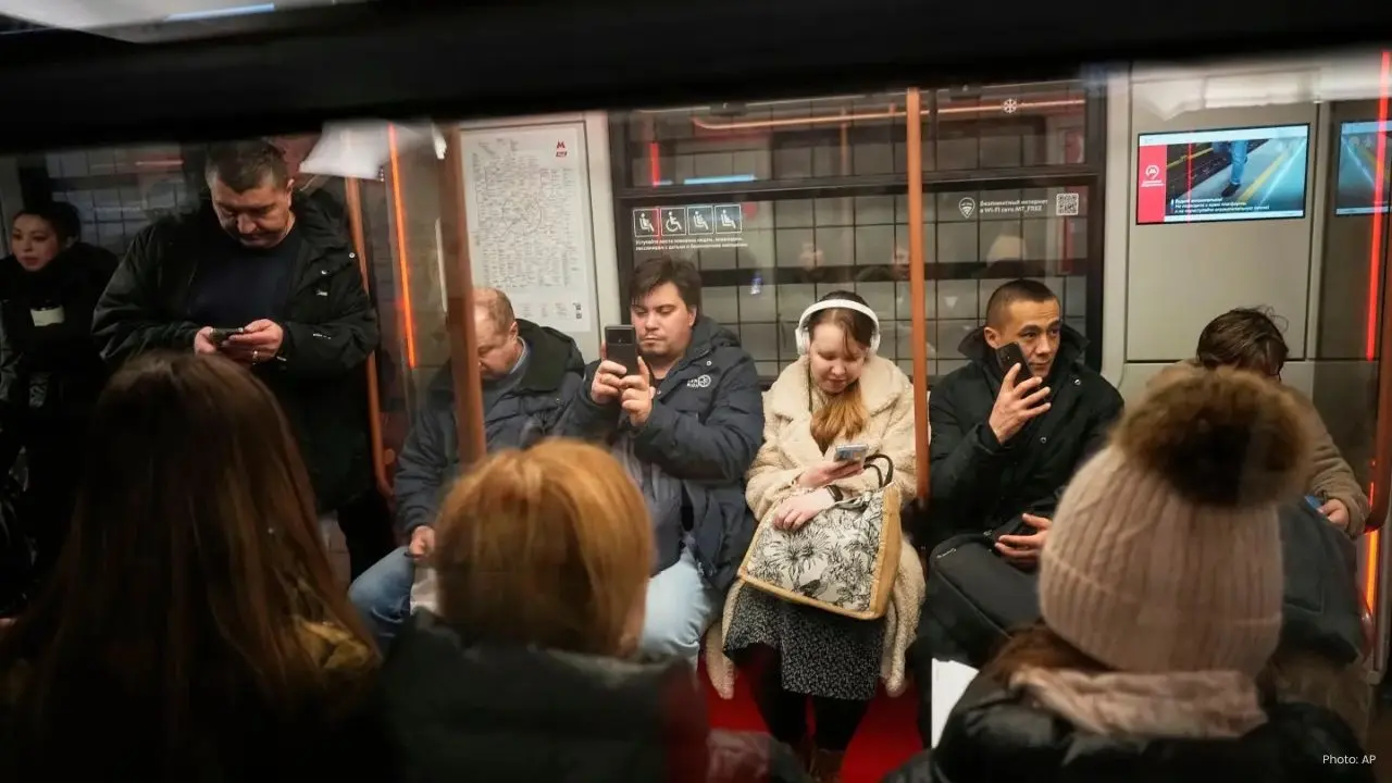 Struggles Intensify for Russians Amid Mobile Internet Disruptions