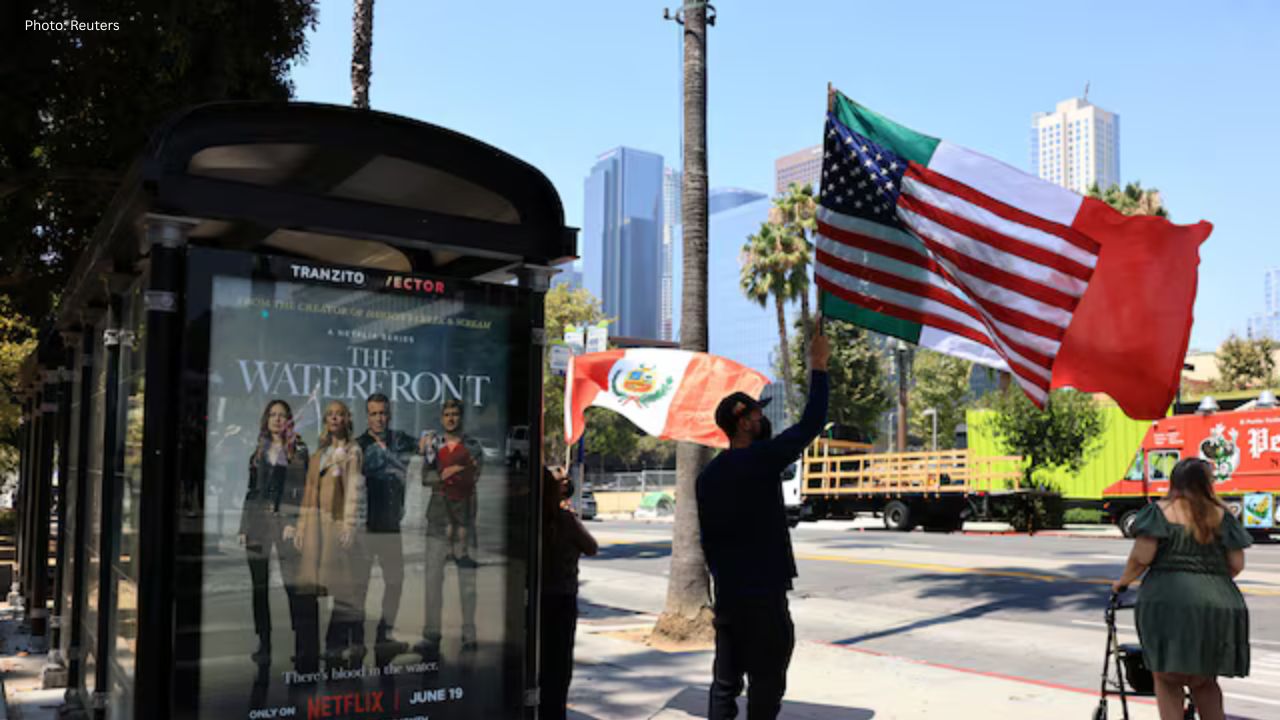 US Diplomats Directed to Challenge Mass Migration Policies