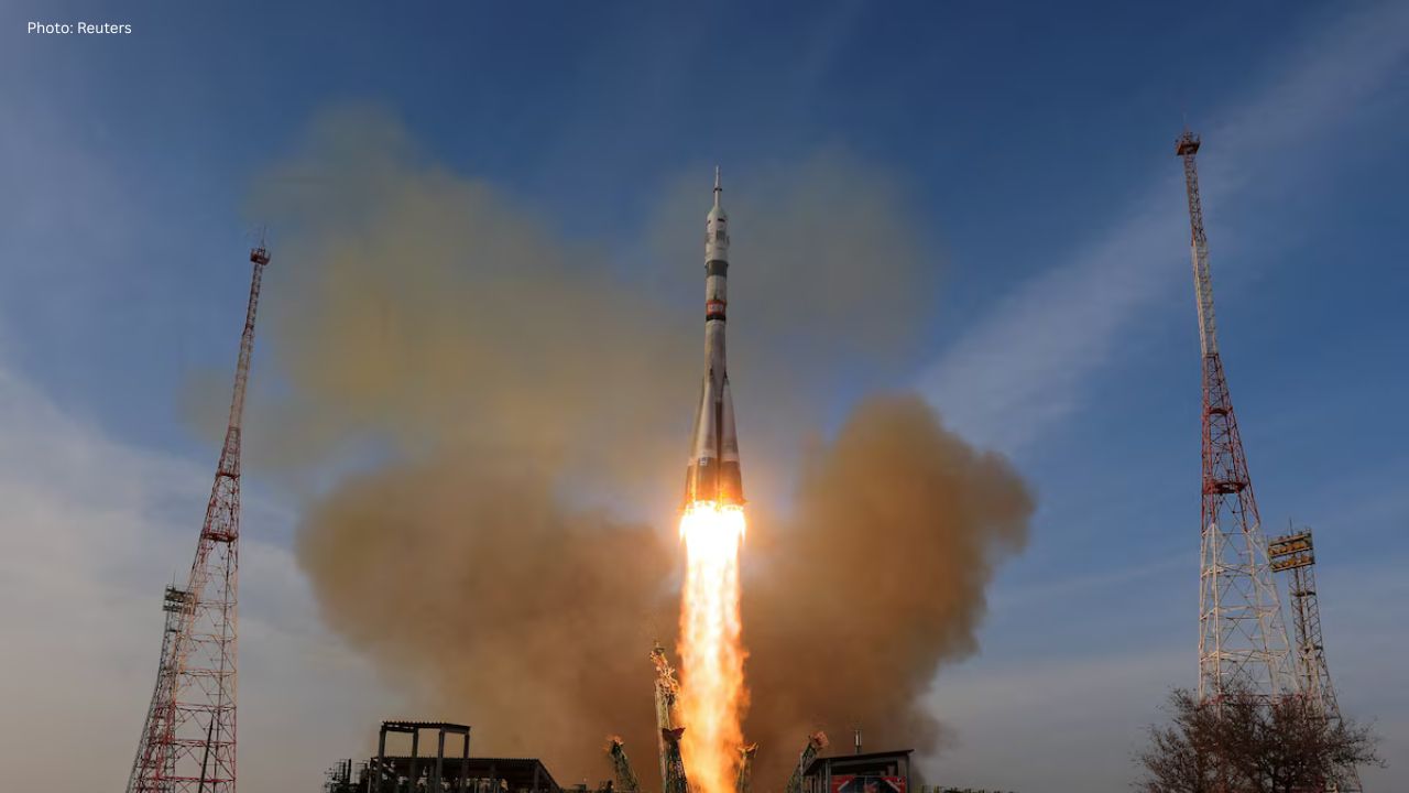 Soyuz Spacecraft Sends Joint Russian-U.S. Crew to the ISS