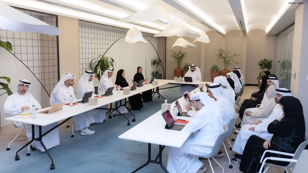 Sheikh Ahmed Explores Digital Advancements at Dubai Media Council