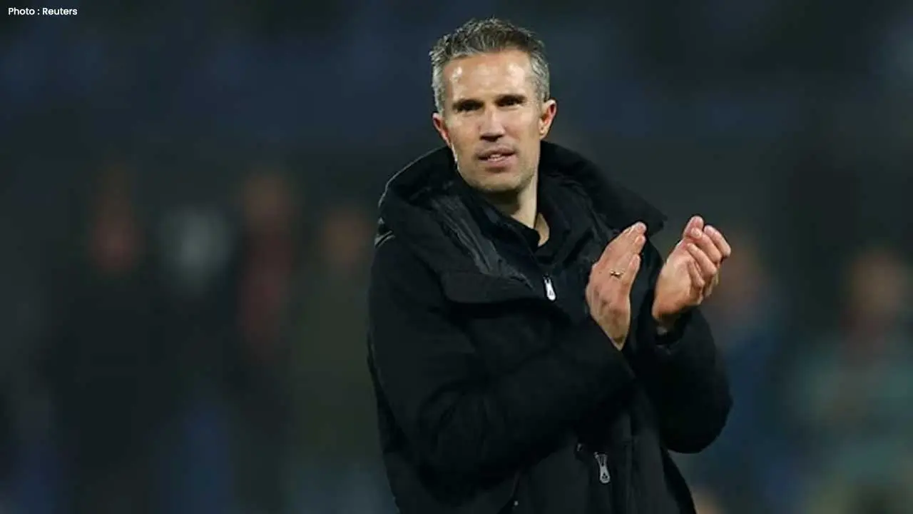 Shaqueel van Persie Steps onto Senior Stage with Feyenoord