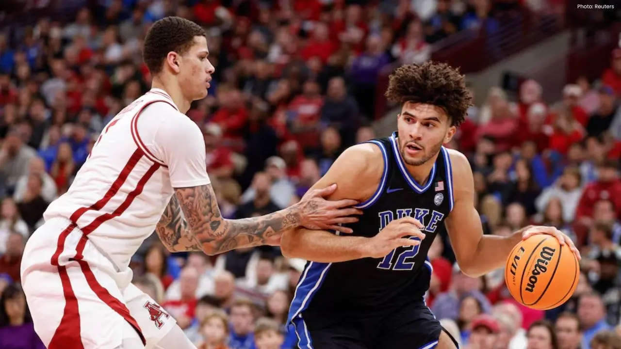 Duke Triumphs Thanks to Cameron Boozer’s 35-Point Effort Against Arkansas