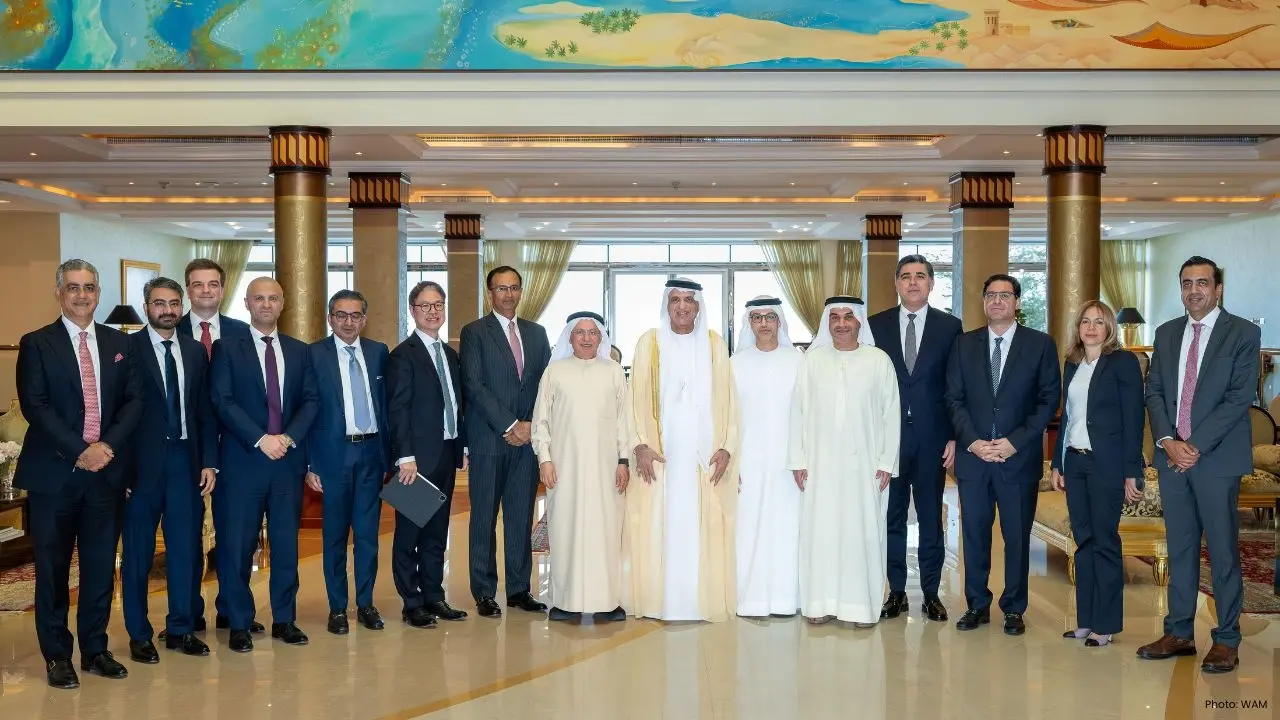 Sheikh Saud Assesses RAKBANK Initiatives and Digital Ventures