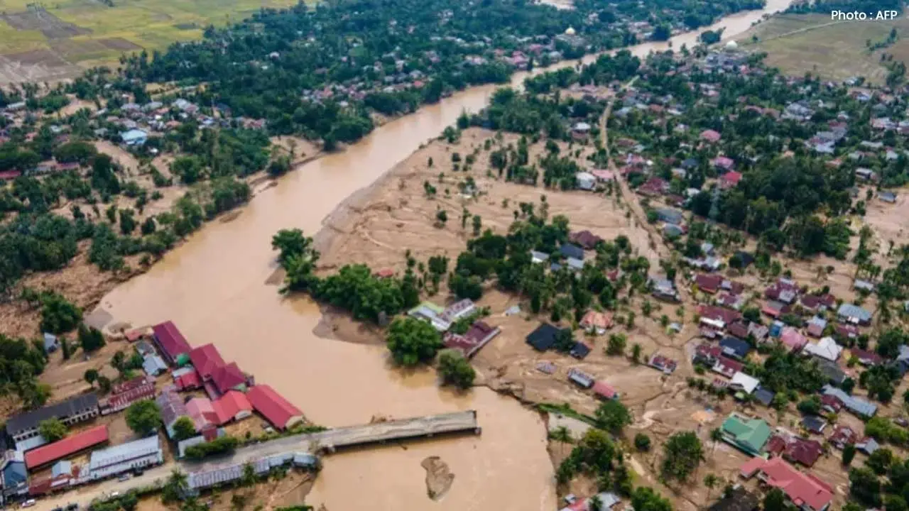 Devastating Floods in Indonesia Claim 174 Lives as Search Operations Persist