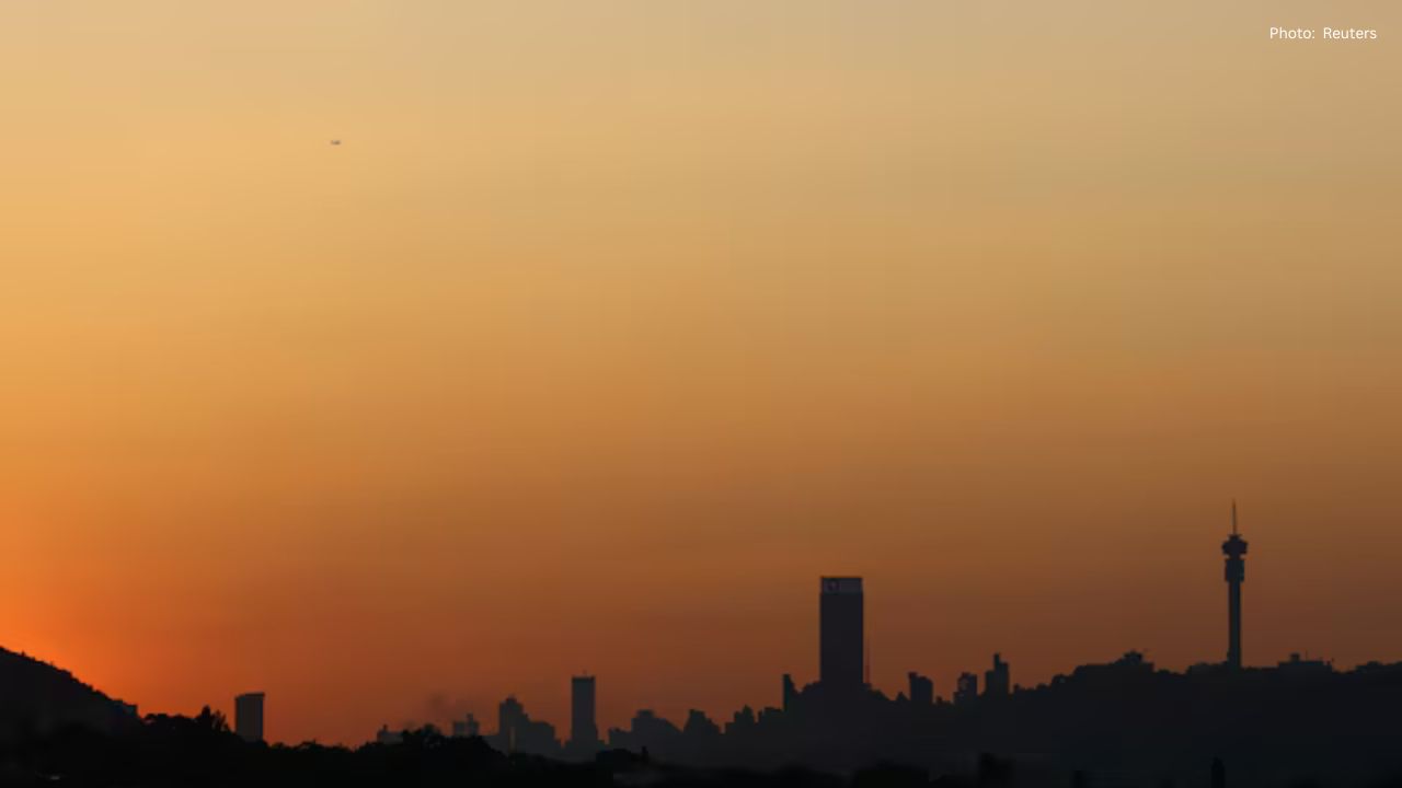 November Sees Sharp Decline in South African Manufacturing Sentiment