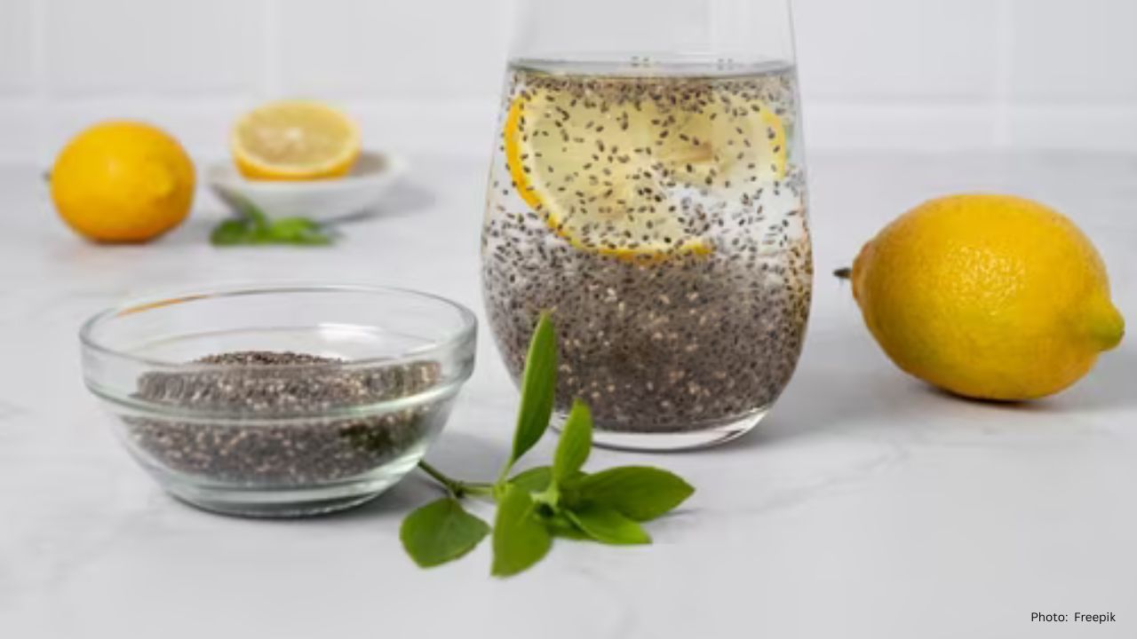 Expert Insights: Lemon & Chia Seed Water for Bloating Relief
