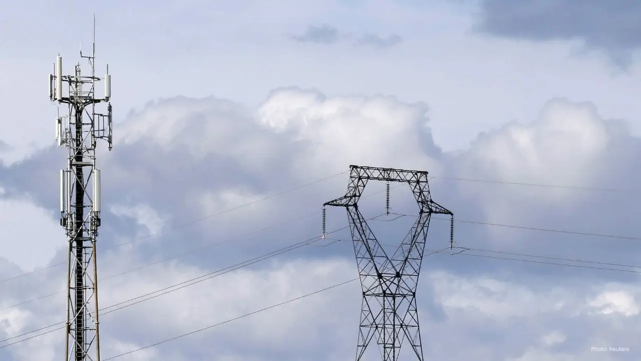 Mandatory Cybersecurity App Installation on New Smartphones in India