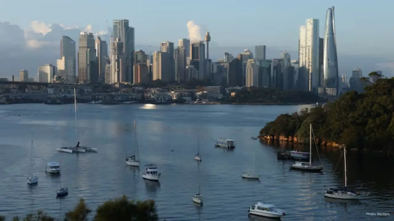 Australia Launches New AI Strategy, Eases Regulatory Approach