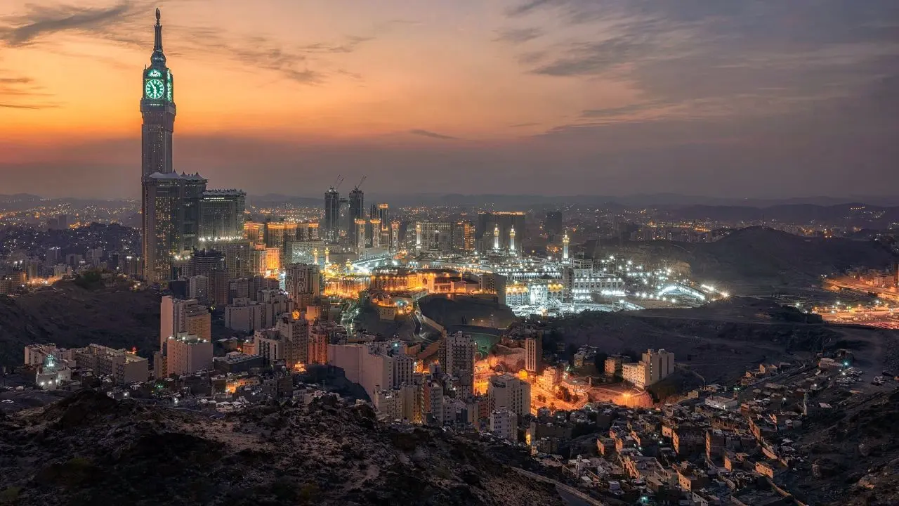 Saudi Arabia Expands Alcohol Access for Wealthy Non-Muslims