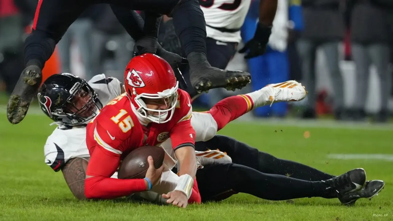 NFL Week 14: Steelers Surge, Packers Dominate, Texans Thrive