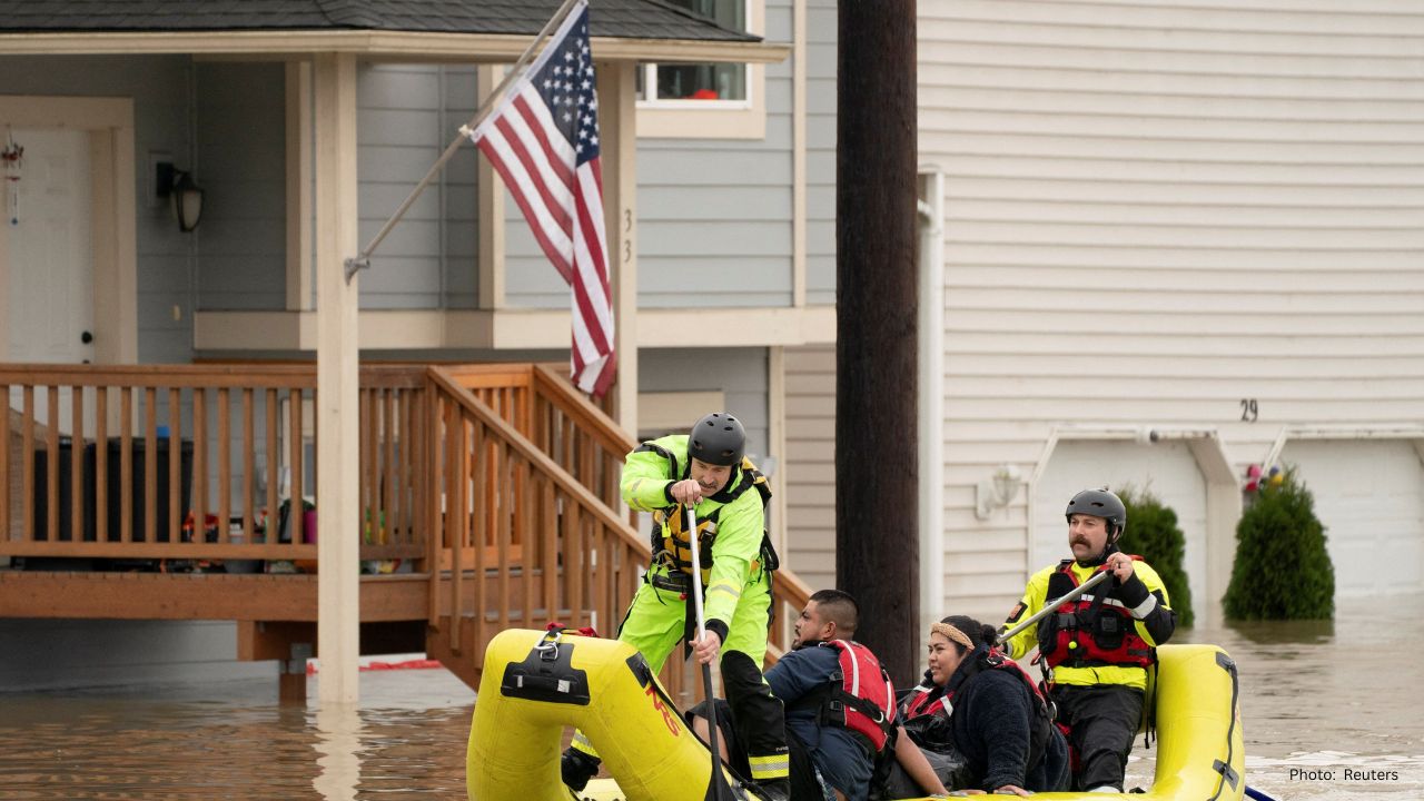 Magnitude 6.9 Earthquake Hits Japan's Northeast; Tsunami Alert Rescinded