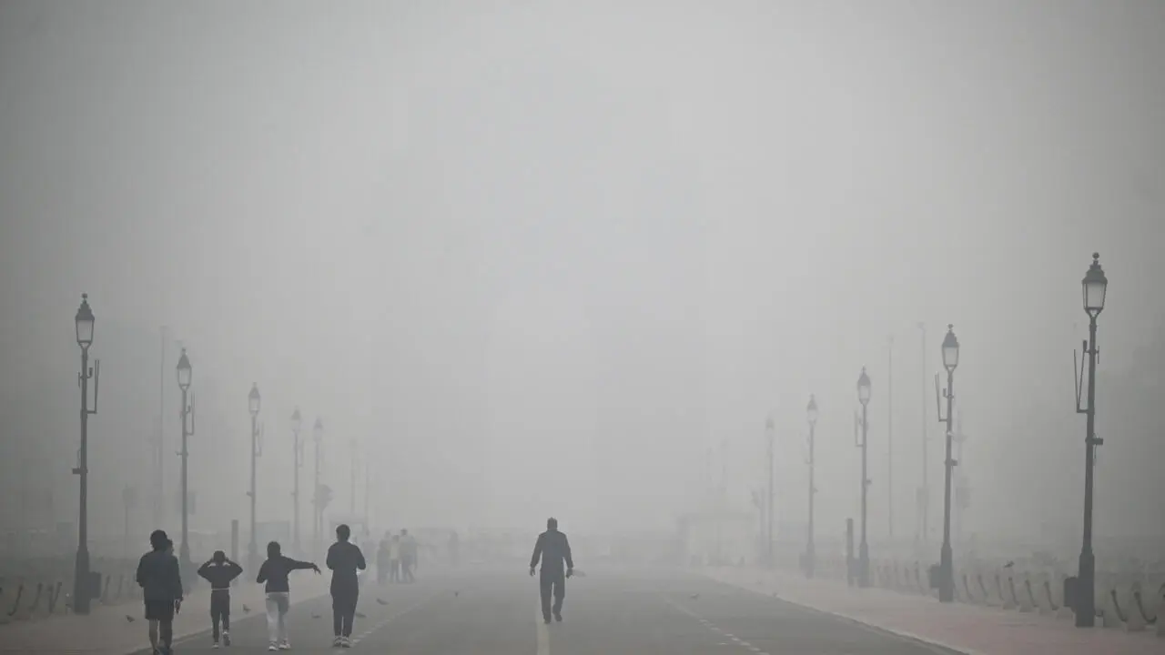 Delhi's Smog Emergency: Navigating the Haze and Its Health Effects