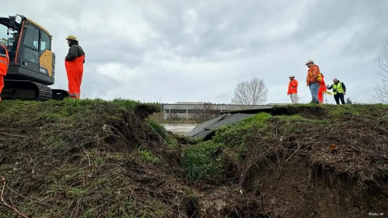 Seattle Lifts Flood Warning Following Green River Levee Repairs