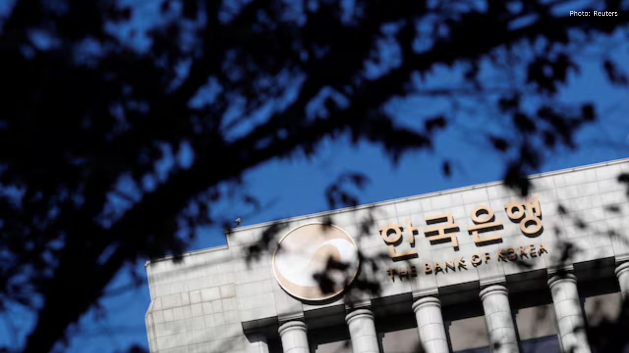 Bank of Korea Cautions on Inflation Risks Amid Weak Won