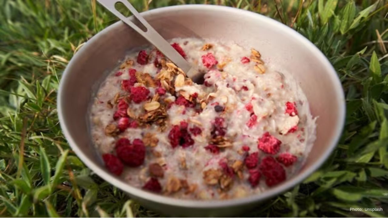 Doctor Highlights the Healthiest Oat Choices Amid Misleading Marketing