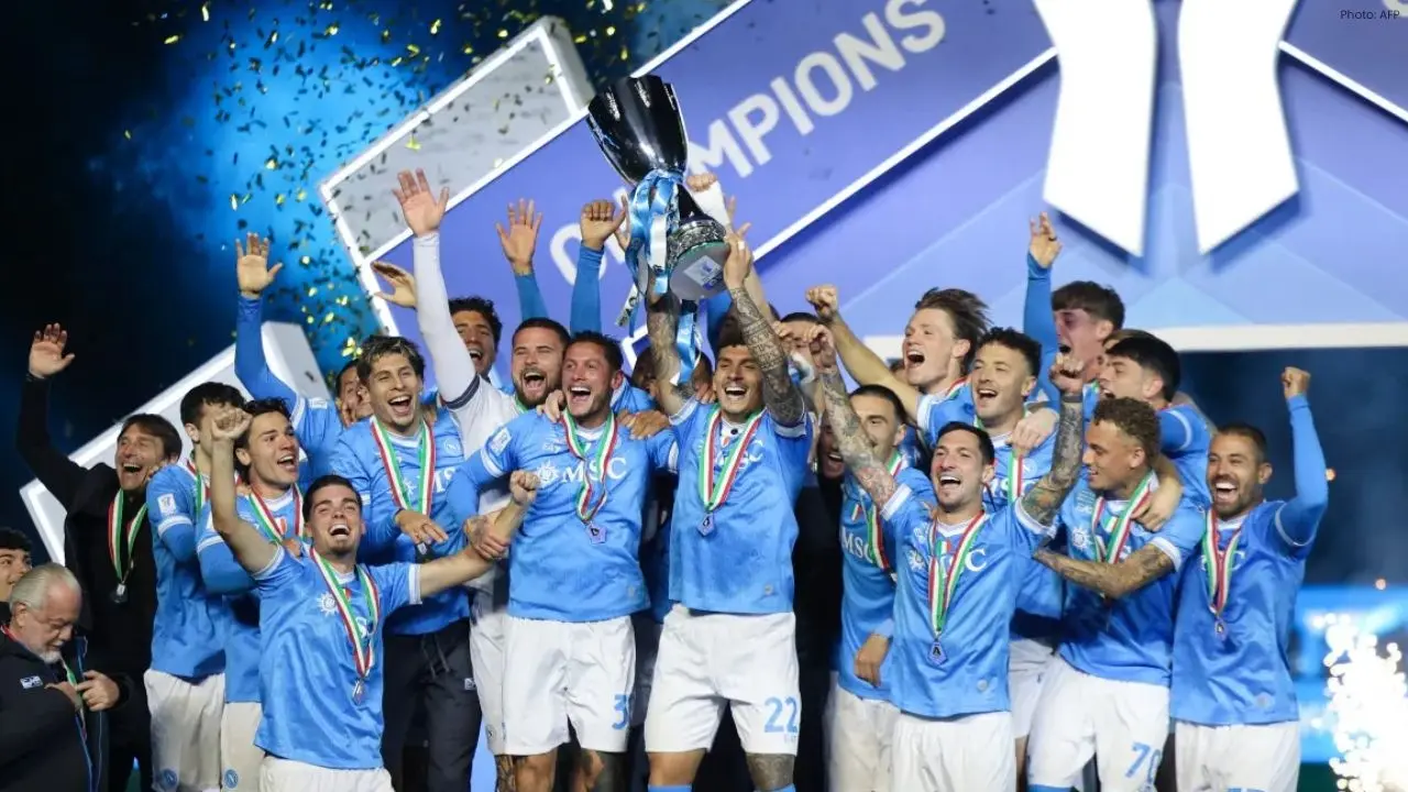 Napoli Triumphs 2-0 Over Bologna to Win Italian Super Cup Title