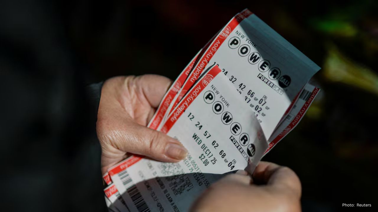 Arkansas Celebrates $1.8 Billion Powerball Win This Christmas