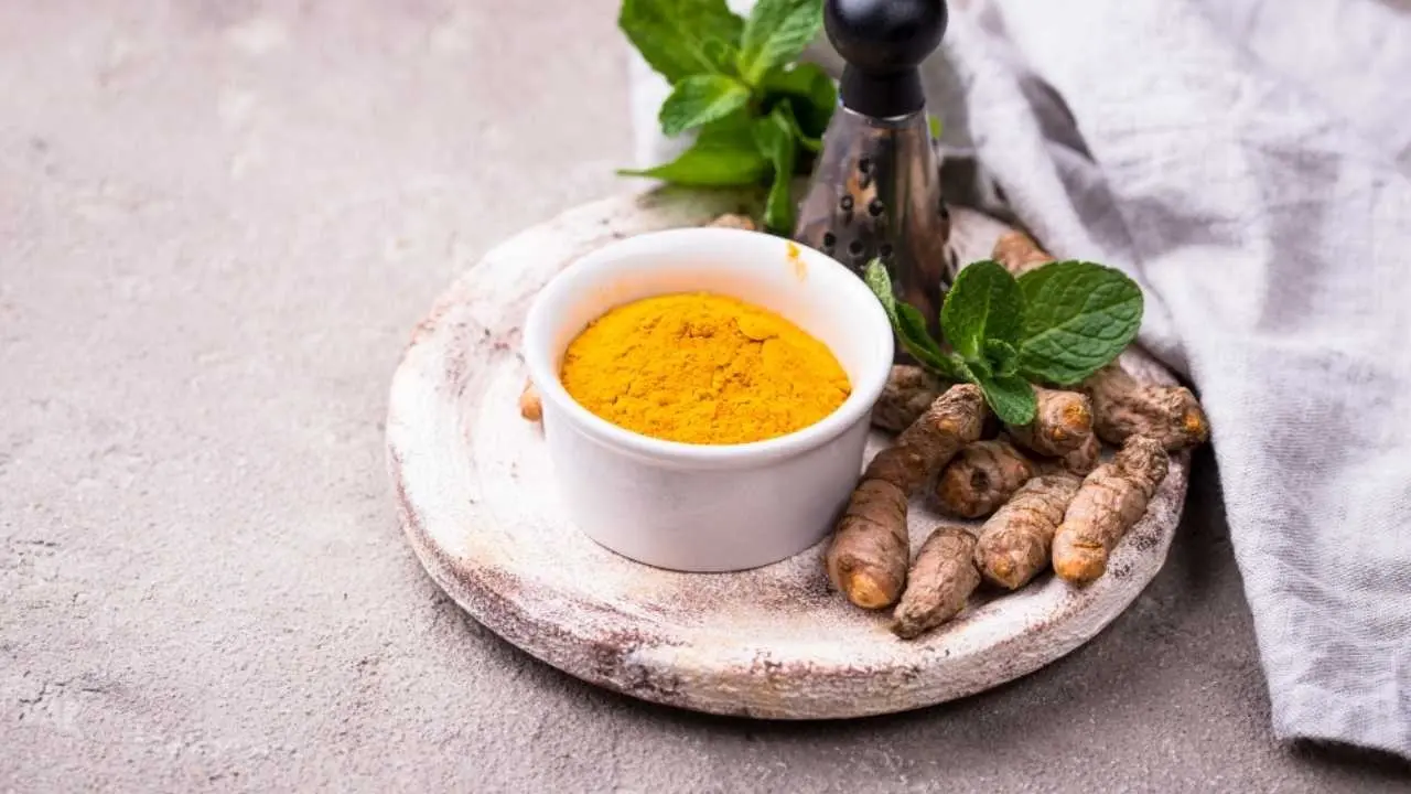 Unlock the Power of Turmeric: 4 Simple DIY Remedies for Hair Health