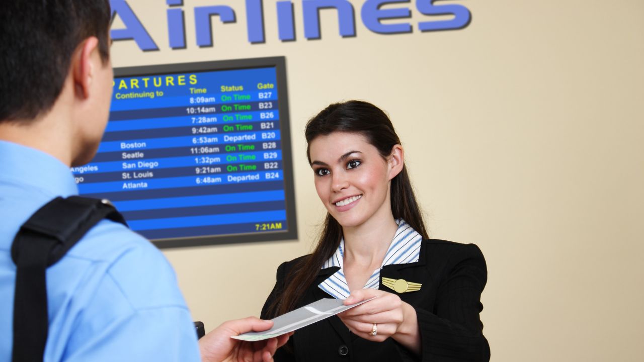 Ottawa Delayed Airline Fee Meant to Fund Passenger Complaints System