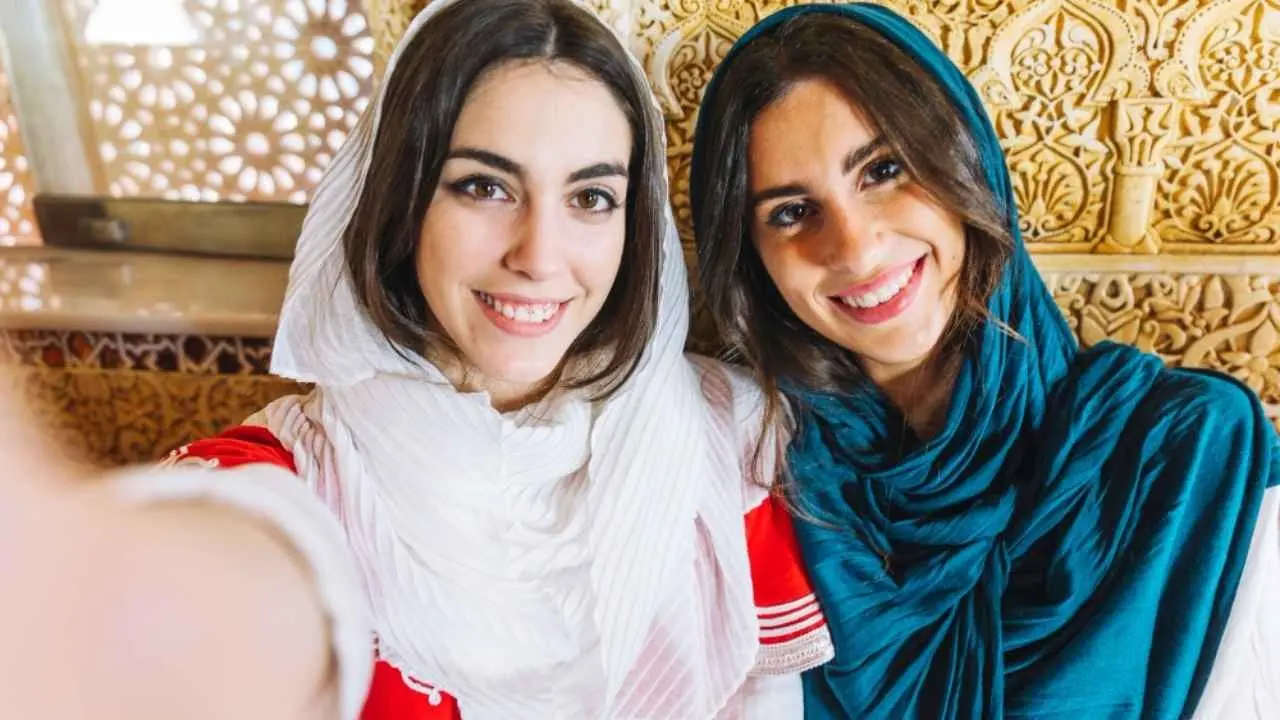 Unveiling the Secrets of Arab Women’s Enduring Radiance