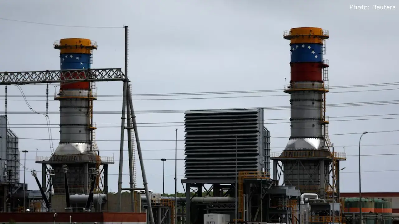 Russia Stands Firm Against Trump's Venezuela Oil Claims