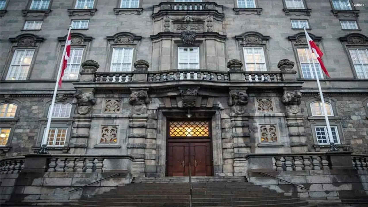 US Lawmakers Make Diplomatic Visit to Denmark Amid Greenland Tensions