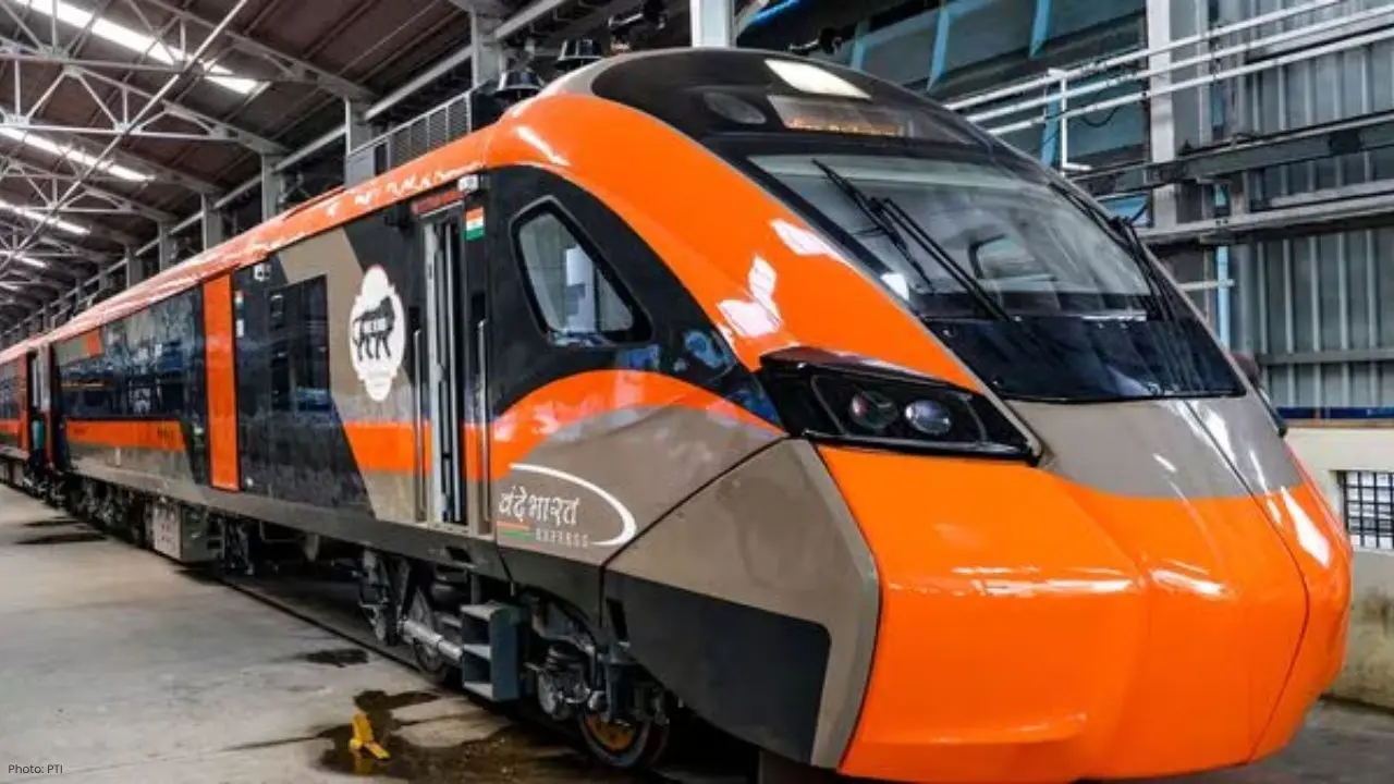Launch of India’s Inaugural Vande Bharat Sleeper Train by PM Modi