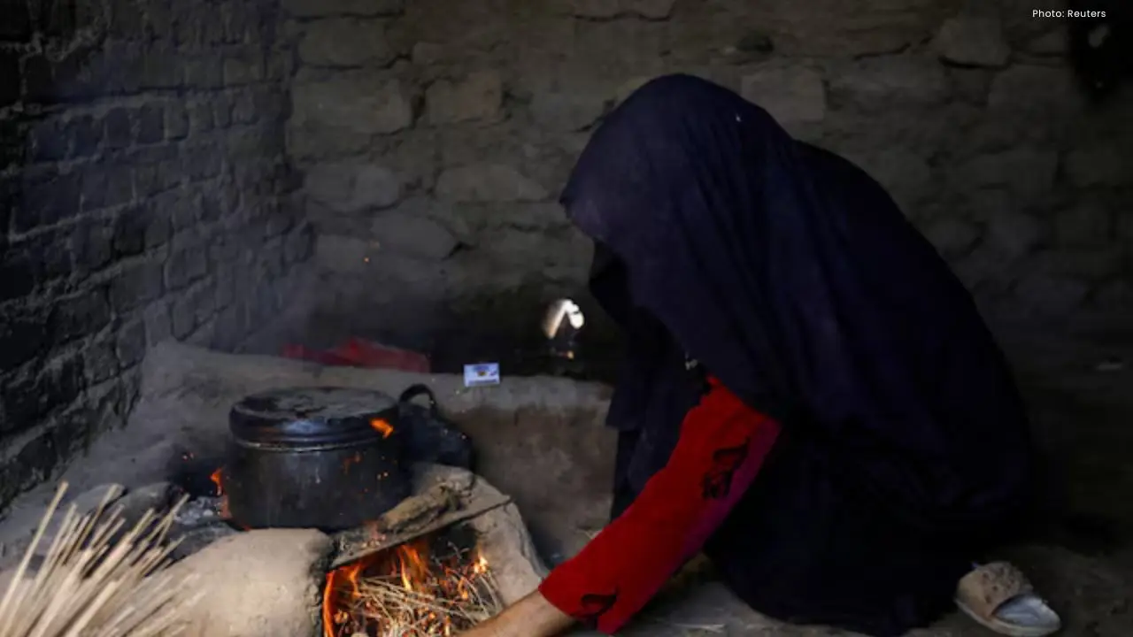 Winter Exacerbates Afghanistan's Dire Hunger Situation Amid Aid Reductions
