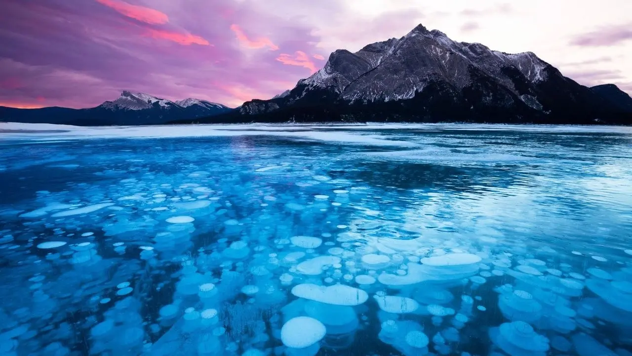 10 Scientific Mysteries That Challenge Our Understanding