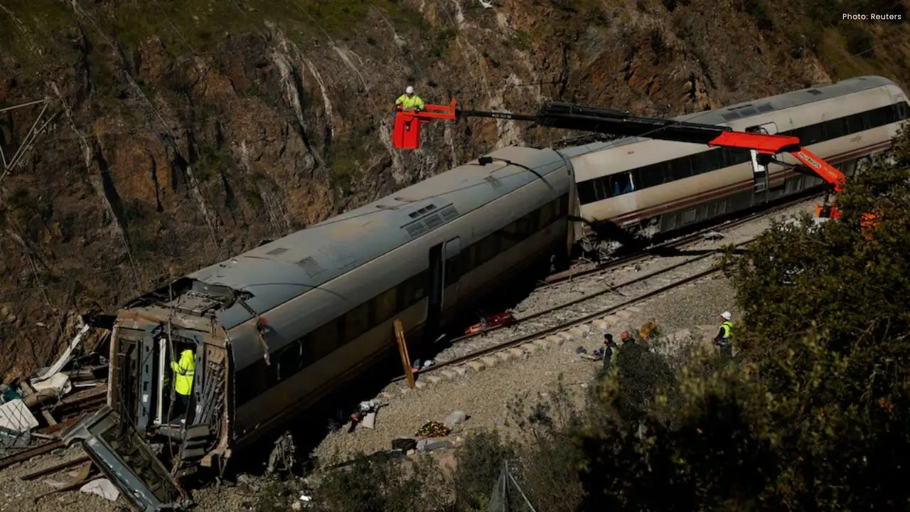 Rail Fault Likely Preceded Deadly Train Collision in Southern Spain