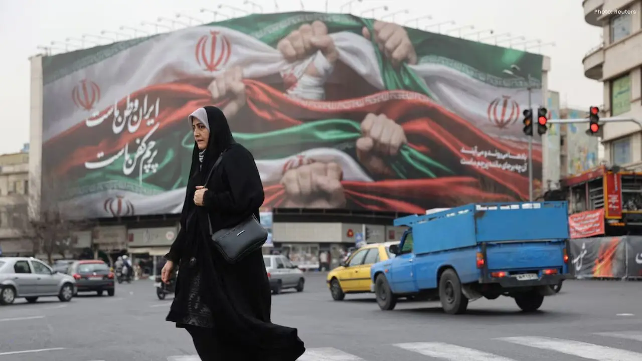 Iran Declares Any Attack Will Be Viewed as Total Warfare Amid U.S. Military Escalation