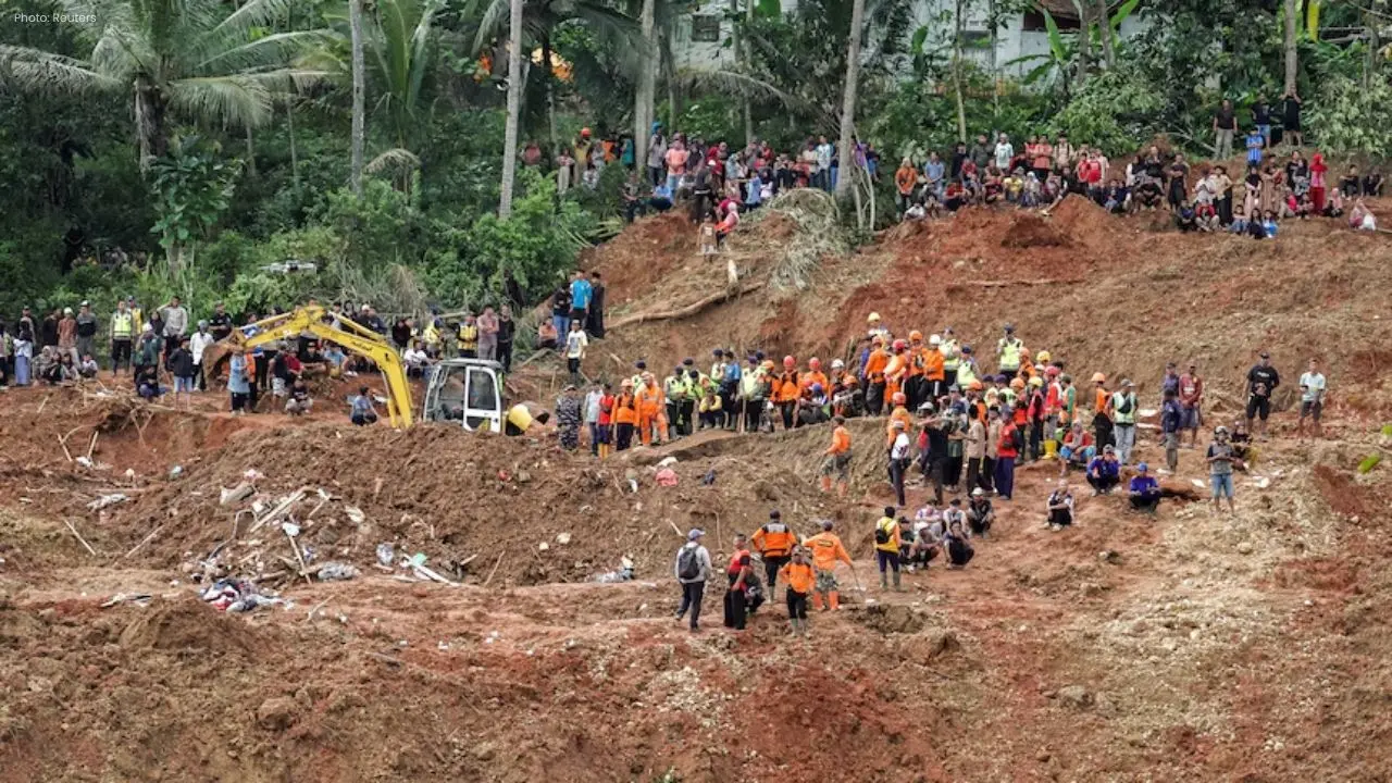 Tragic Landslide in West Java Claims 7 Lives, 82 Missing