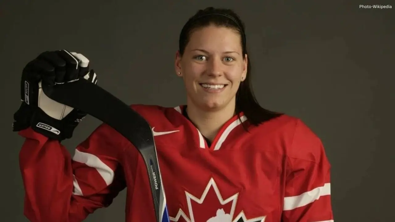 Natalie Spooner Named to Canada’s Olympic Women’s Hockey Team for 2026
