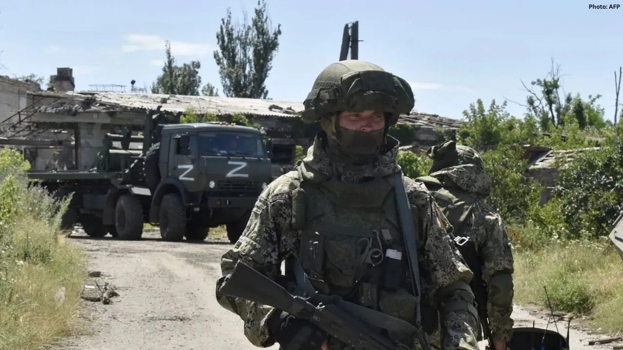 Alberta Man Nearly Killed by Friendly Fire While Fighting in Donetsk