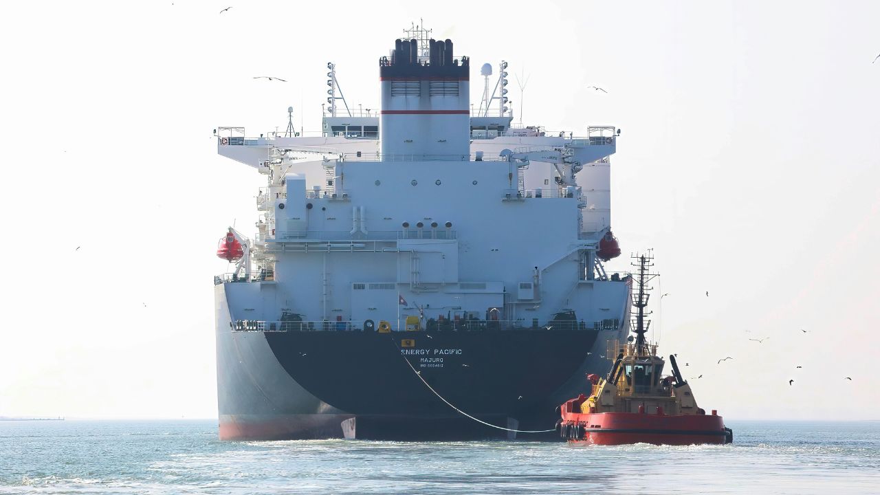 U.S. Military Boards Venezuelan-Linked Tanker in Indian Ocean After Extended Pursuit