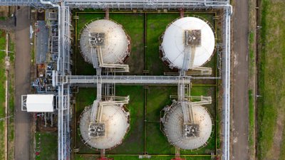 Fire at Fujairah Oil Zone After Drone Attack